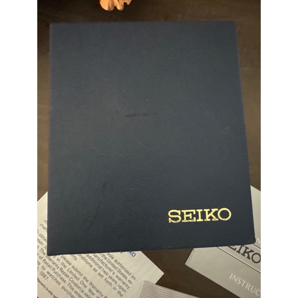 Vintage 1987 Seiko Mickey & Co Disney Watch Box Manuals Warranty Set-No Watch - Picture 5 of 7